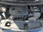 ✅ 2017 Kia Rondo LX • VIN: KNAHT8A38H7180216 • Lot: 71181035. Wystawiony na Copart z przebiegiem 37 677 mil. Bezpłatny archiwum sprzedaży aukcyjnych z USA i szczegółowy raport historii pojazdu na DreamBid. Zdjęcie 11.