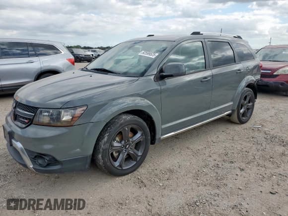 ✅ 2019 Dodge Journey Crossroad • VIN: 3C4PDCGG8KT820436 • Lot: 92599525. Listed on Copart with 173,637 mi. Free auction sales archive from the USA and detailed vehicle history report at DreamBid. Image 1.
