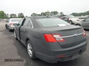 ✅ 2013 Ford Police Interceptor • VIN: 1FAHP2L85DG117118 • Lot: 42360832. Wystawiony na IAAI z przebiegiem 305 846 mil. Bezpłatny archiwum sprzedaży aukcyjnych z USA i szczegółowy raport historii pojazdu na DreamBid. Zdjęcie 3.