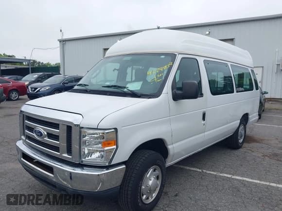✅ 2014 Ford Econoline Cargo Commercial • VIN: 1FTNS2EW7EDA93169 • Lot: 42294932. Listed on IAAI with 157,317 mi. Free auction sales archive from the USA and detailed vehicle history report at DreamBid. Image 2.