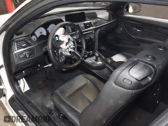 ✅ 2017 BMW M4 • VIN: WBS3R9C5XHK709445 • Lot: 39303430. Wystawiony na IAAI z przebiegiem 59 095 mil. Bezpłatny archiwum sprzedaży aukcyjnych z USA i szczegółowy raport historii pojazdu na DreamBid. Zdjęcie 5.