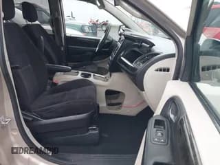 ✅ 2014 Dodge Grand Caravan SXT • VIN: 2C4RDGCG7ER289209 • Лот: 43712796. Опубликован ранее на IAAI с пробегом 170 012 миль. Бесплатный доступ к архиву аукционных продаж из США и подробный отчёт об истории автомобиля на DreamBid. Изображение 5.