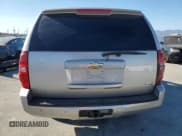✅ 2009 Chevrolet Suburban 2LT • VIN: 1GNFK26369J120210 • Lot: 81269375. Listed on Copart with 207,451 mi. Free auction sales archive from the USA and detailed vehicle history report at DreamBid. Image 6.