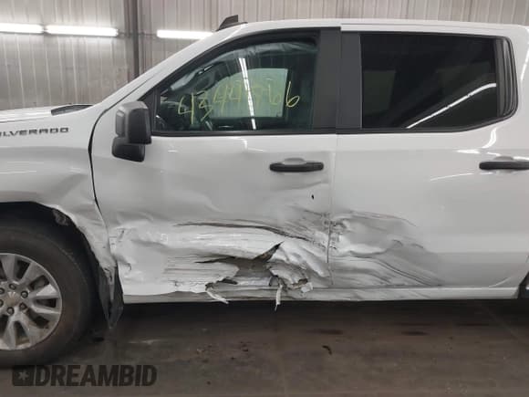 ✅ 2021 Chevrolet Silverado 1500 Custom • VIN: 3GCPYBEK4MG313843 • Лот: 43441866. Опубликован ранее на IAAI с пробегом 140 600 миль. Бесплатный доступ к архиву аукционных продаж из США и подробный отчёт об истории автомобиля на DreamBid. Изображение 6.