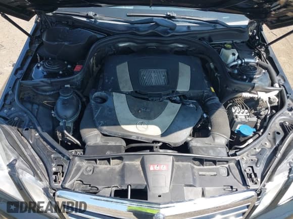 ✅ 2010 Mercedes-Benz E 350 Luxury • VIN: WDDHF8HB9AA224102 • Lot: 42858426. Listed on IAAI with 97,107 mi. Free auction sales archive from the USA and detailed vehicle history report at DreamBid. Image 10.