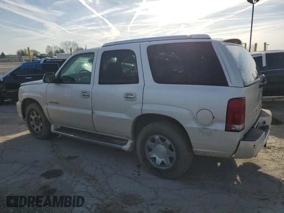 ✅ 2004 Cadillac Escalade • VIN: 1GYEK63N54R266068 • Lot: 53643525. Listed on Copart with 249,050 mi. Free auction sales archive from the USA and detailed vehicle history report at DreamBid. Image 2.