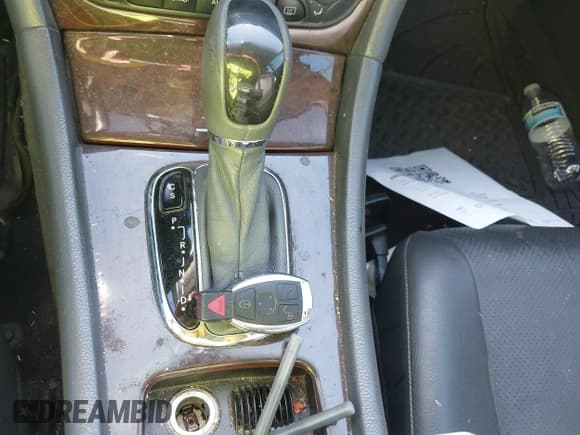 ✅ 2004 Mercedes-Benz C 240 • VIN: WDBRF61J94A554538 • Lot: 42228953. Wystawiony na IAAI z przebiegiem 163 020 mil. Bezpłatny archiwum sprzedaży aukcyjnych z USA i szczegółowy raport historii pojazdu na DreamBid. Zdjęcie 11.