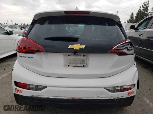 2017 Chevrolet Bolt EV LT z VIN 1G1FW6S06H4186505, wystawiony jako Copart lot #40061054 z przebiegiem 114 915 mil mil oraz . Historia ofert i sprzedaży dostępna na DreamBid. Obrazek 6.
