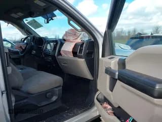 ✅ 2018 Ford F-150 XL • VIN: 1FTFX1E5XJFB00704 • Лот: 43612766. Опубликован ранее на IAAI с пробегом 92 331 миль. Бесплатный доступ к архиву аукционных продаж из США и подробный отчёт об истории автомобиля на DreamBid. Изображение 5.