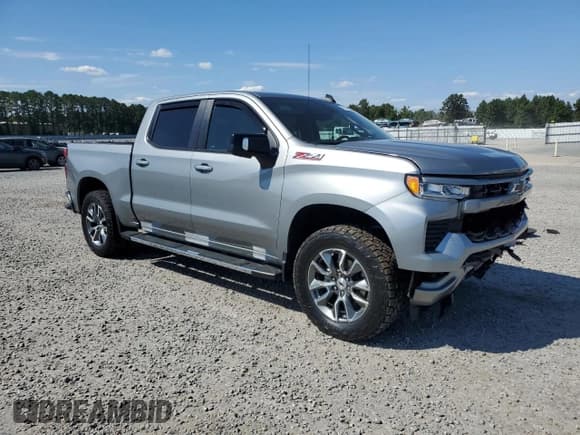 ✅ 2024 Chevrolet Silverado 1500 RST • VIN: 1GCUDEED9RZ261862 • Лот: 71526025. Опубликован ранее на Copart с пробегом 13 692 миль. Бесплатный доступ к архиву аукционных продаж из США и подробный отчёт об истории автомобиля на DreamBid. Изображение 4.