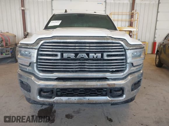 ✅ 2023 Ram 2500 Laramie • VIN: 3C6UR5NL2PG590898 • Lot: 41633014. Listed on IAAI with Not provided. Free auction sales archive from the USA and detailed vehicle history report at DreamBid. Image 11.