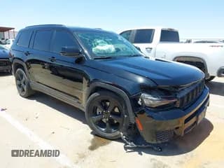 ✅ 2023 Jeep Grand Cherokee Laredo • VIN: 1C4RJJAG5P8794267 • Лот: 42317084. Опубликован ранее на IAAI с пробегом 49 614 миль. Бесплатный доступ к архиву аукционных продаж из США и подробный отчёт об истории автомобиля на DreamBid. Изображение 1.