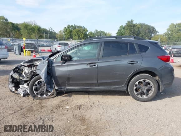 ✅ 2022 Subaru Crosstrek Premium • VIN: JF2GTAPC4NH255630 • Lot: 43328187. Listed on IAAI with 24,596 mi. Free auction sales archive from the USA and detailed vehicle history report at DreamBid. Image 14.