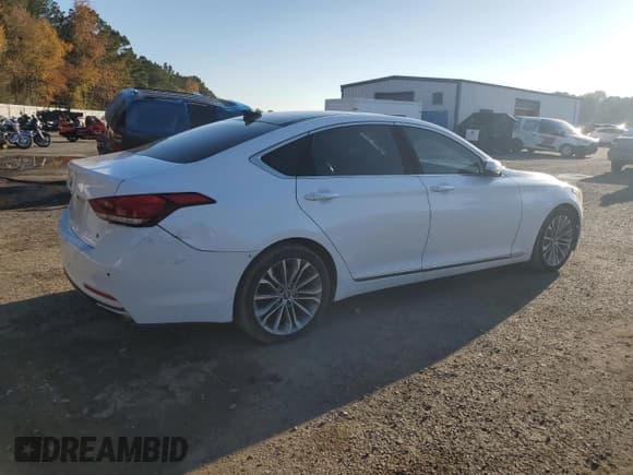 ✅ 2015 Hyundai Genesis 3.8L • VIN: KMHGN4JE0FU050069 • Lot: 84019724. Wystawiony na Copart z przebiegiem 220 118 mil. Bezpłatny archiwum sprzedaży aukcyjnych z USA i szczegółowy raport historii pojazdu na DreamBid. Zdjęcie 3.