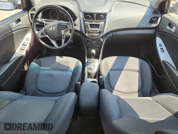 ✅ 2015 Hyundai Accent Sport • VIN: KMHCU5AE6FU205697 • Lot: 63021735. Wystawiony na Copart z przebiegiem 61 702 mil. Bezpłatny archiwum sprzedaży aukcyjnych z USA i szczegółowy raport historii pojazdu na DreamBid. Zdjęcie 8.