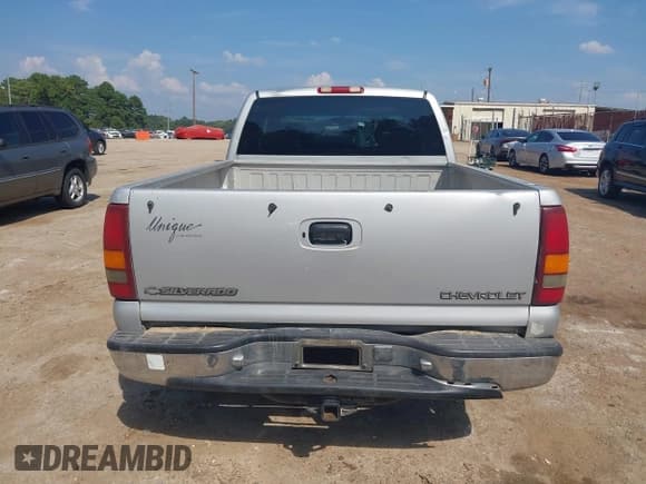 ✅ 2000 Chevrolet Silverado 1500 LS • VIN: 1GCEC19T2YZ291771 • Лот: 43213021. Опубликован ранее на IAAI с пробегом 212 385 миль. Бесплатный доступ к архиву аукционных продаж из США и подробный отчёт об истории автомобиля на DreamBid. Изображение 17.