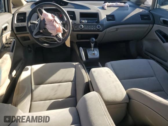 ✅ 2010 Honda Civic LX • VIN: 19XFA1F58AE007447 • Лот: 82638205. Опубликован ранее на Copart с пробегом 199 575 миль. Бесплатный доступ к архиву аукционных продаж из США и подробный отчёт об истории автомобиля на DreamBid. Изображение 8.