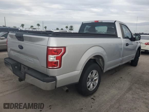 ✅ 2018 Ford F-150 XL • VIN: 1FTMF1CB0JKF68077 • Lot: 76002864. Listed on Copart with Not provided. Free auction sales archive from the USA and detailed vehicle history report at DreamBid. Image 3.
