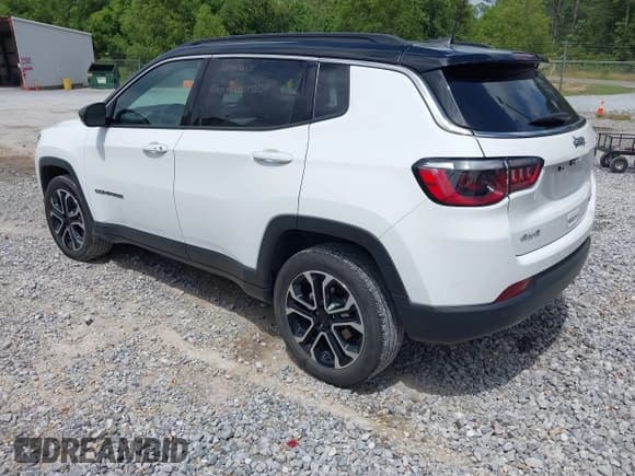 ✅ 2023 Jeep Compass (RED) Edition • VIN: 3C4NJDCN3PT565647 • Lot: 42461874. Wystawiony na IAAI z przebiegiem 42 830 mil. Bezpłatny archiwum sprzedaży aukcyjnych z USA i szczegółowy raport historii pojazdu na DreamBid. Zdjęcie 3.