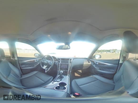 ✅ 2018 Infiniti Q50 Luxe • VIN: JN1EV7AR7JM611296 • Lot: 68939055. Wystawiony na Copart z przebiegiem 75 562 mil. Bezpłatny archiwum sprzedaży aukcyjnych z USA i szczegółowy raport historii pojazdu na DreamBid. Zdjęcie 14.