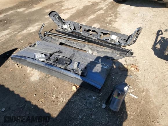 ✅ 2019 Chevrolet Silverado 1500 LTZ • VIN: 1GCUYGED5KZ168701 • Lot: 74448314. Wystawiony na Copart z przebiegiem 34 553 mil. Bezpłatny archiwum sprzedaży aukcyjnych z USA i szczegółowy raport historii pojazdu na DreamBid. Zdjęcie 12.