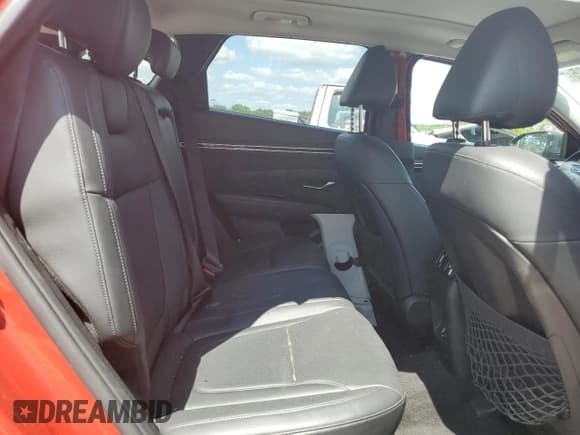 ✅ 2022 Hyundai Tucson Limited • VIN: 5NMJECAE4NH073106 • Lot: 68189535. Wystawiony na Copart z przebiegiem 55 916 mil. Bezpłatny archiwum sprzedaży aukcyjnych z USA i szczegółowy raport historii pojazdu na DreamBid. Zdjęcie 11.