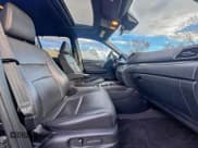 ✅ 2021 Honda Passport EX-L • VIN: 5FNYF8H52MB024288 • Lot: 94328035. Listed on Copart with 90,090 mi. Free auction sales archive from the USA and detailed vehicle history report at DreamBid. Image 5.