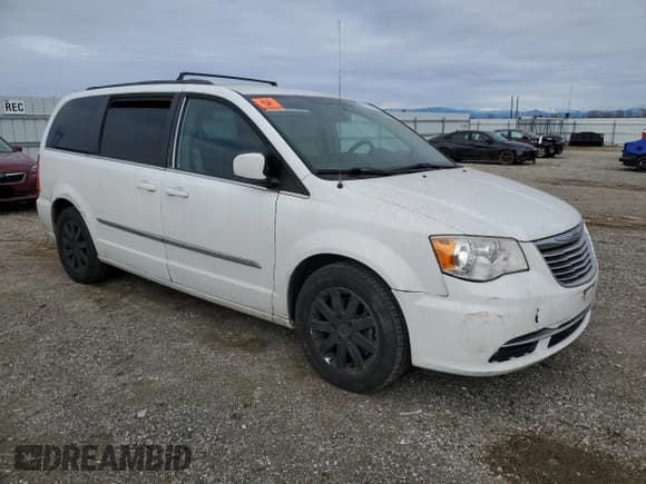 ✅ 2014 Chrysler Town & Country Touring • VIN: 2C4RC1BG4ER358911 • Lot: 44979645. Listed on Copart with 163,966 mi. Free auction sales archive from the USA and detailed vehicle history report at DreamBid. Image 4.