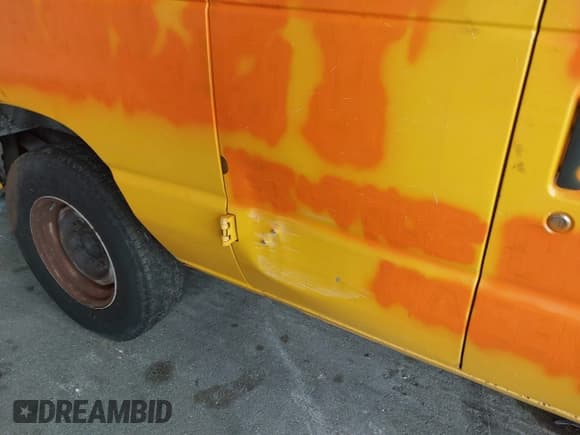 ✅ 2011 Ford Econoline Cargo Commercial • VIN: 1FTNE2ELXBDA13663 • Lot: 42969068. Listed on IAAI with 138,285 mi. Free auction sales archive from the USA and detailed vehicle history report at DreamBid. Image 6.
