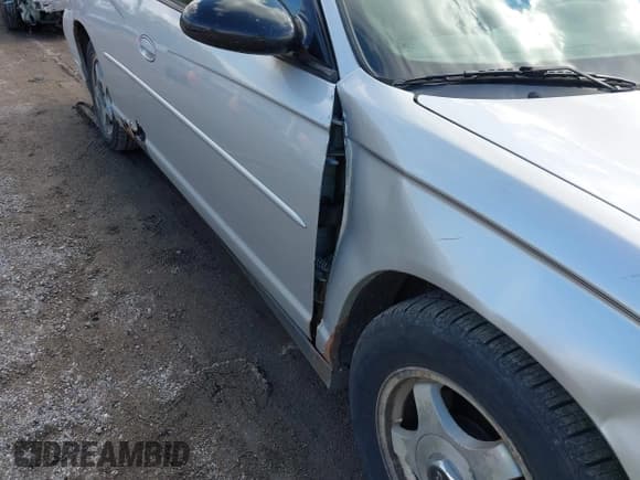 ✅ 2004 Chevrolet Monte Carlo LS • VIN: 2G1WW12E249399506 • Лот: 43571722. Опубликован ранее на IAAI с пробегом 196 412 миль. Бесплатный доступ к архиву аукционных продаж из США и подробный отчёт об истории автомобиля на DreamBid. Изображение 6.