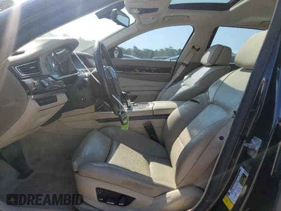 ✅ 2010 BMW 7 Series 750Li • VIN: WBAKB8C5XACY63054 • Lot: 62151355. Listed on Copart with 93,482 mi. Free auction sales archive from the USA and detailed vehicle history report at DreamBid. Image 7.