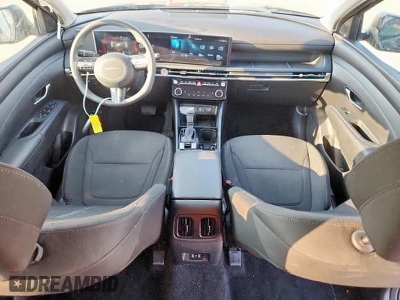 ✅ 2025 Hyundai Tucson SEL • VIN: 5NMJB3DE7SH445876 • Lot: 80882515. Listed on Copart with 18,902 mi. Free auction sales archive from the USA and detailed vehicle history report at DreamBid. Image 8.