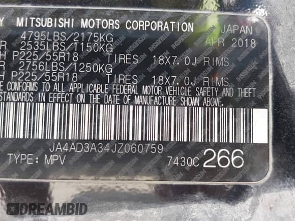 2018 Mitsubishi Outlander SE with VIN JA4AD3A34JZ060759, listed as a IAAI auction lot 42617672 with 181,482 mi miles and . Bid and sale history available at DreamBid. Image 9.