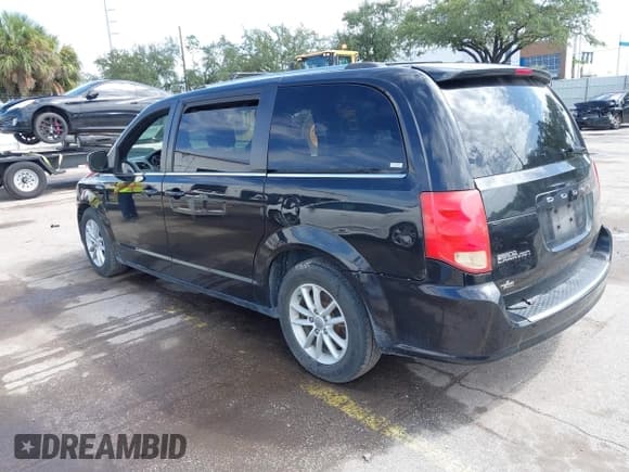 ✅ 2020 Dodge Grand Caravan SXT • VIN: 2C4RDGCG3LR180159 • Лот: 43353804. Опубликован ранее на IAAI с пробегом 117 521 миль. Бесплатный доступ к архиву аукционных продаж из США и подробный отчёт об истории автомобиля на DreamBid. Изображение 3.