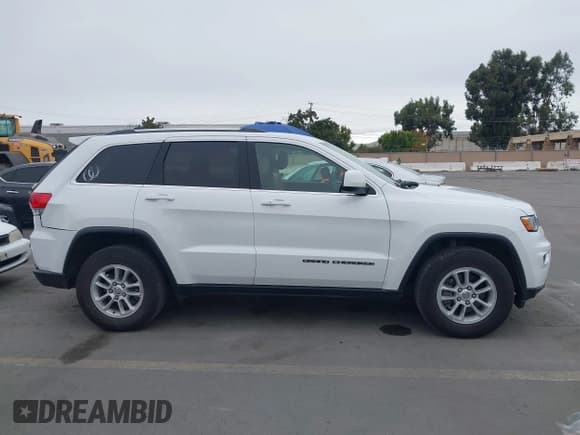 ✅ 2019 Jeep Grand Cherokee Upland • VIN: 1C4RJFAG6KC719936 • Lot: 43460030. Listed on IAAI with 63,721 mi. Free auction sales archive from the USA and detailed vehicle history report at DreamBid. Image 13.
