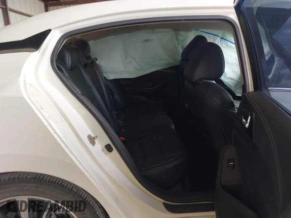 ✅ 2021 Nissan Maxima SV • VIN: 1N4AA6CV4MC501186 • Lot: 43092695. Wystawiony na IAAI z przebiegiem 65 134 mil. Bezpłatny archiwum sprzedaży aukcyjnych z USA i szczegółowy raport historii pojazdu na DreamBid. Zdjęcie 8.