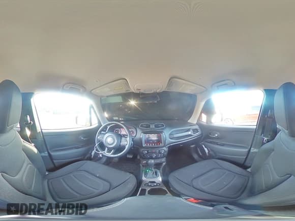✅ 2022 Jeep Renegade Latitude • VIN: ZACNJDB17NPN56739 • Лот: 87281335. Опубликован ранее на Copart с пробегом 33 056 миль. Бесплатный доступ к архиву аукционных продаж из США и подробный отчёт об истории автомобиля на DreamBid. Изображение 15.