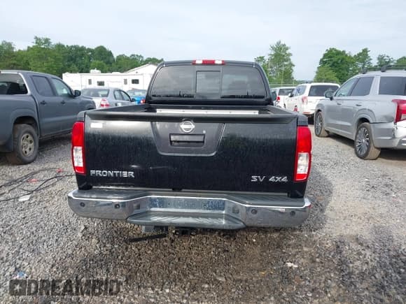 ✅ 2018 Nissan Frontier Pro-4X • VIN: 1N6AD0CW1JN751778 • Lot: 42488058. Listed on IAAI with 71,193 mi. Free auction sales archive from the USA and detailed vehicle history report at DreamBid. Image 17.