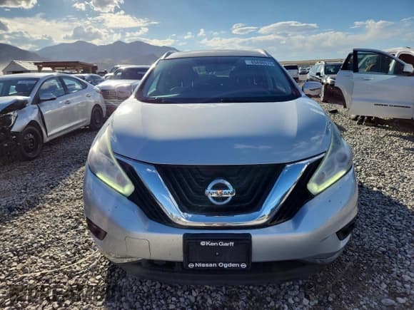✅ 2017 Nissan Murano SL • VIN: 5N1AZ2MH5HN181886 • Lot: 85898575. Wystawiony na Copart z przebiegiem 95 481 mil. Bezpłatny archiwum sprzedaży aukcyjnych z USA i szczegółowy raport historii pojazdu na DreamBid. Zdjęcie 5.