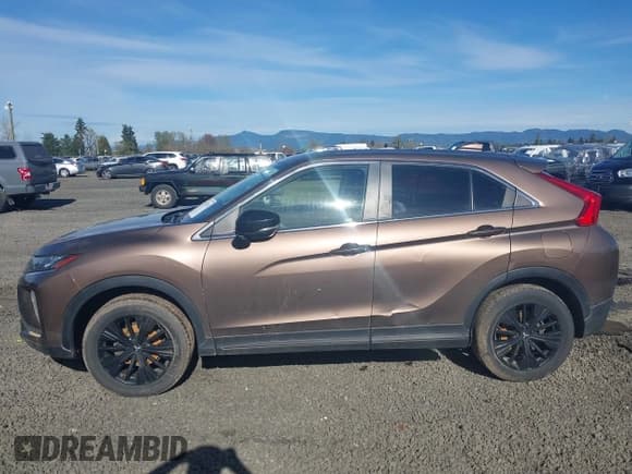 ✅ 2020 Mitsubishi Eclipse Cross LE • VIN: JA4AT4AA1LZ018334 • Lot: 41874235. Listed on IAAI with 80,008 mi. Free auction sales archive from the USA and detailed vehicle history report at DreamBid. Image 14.