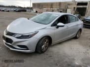✅ 2018 Chevrolet Cruze LT • VIN: 1G1BE5SM9J7166414 • Lot: 40713353. Wystawiony na Copart z przebiegiem 107 248 mil. Bezpłatny archiwum sprzedaży aukcyjnych z USA i szczegółowy raport historii pojazdu na DreamBid. Zdjęcie 1.