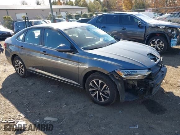 ✅ 2024 Volkswagen Jetta S • VIN: 3VW5M7BU2RM007476 • Lot: 43674022. Listed on IAAI with 47,377 mi. Free auction sales archive from the USA and detailed vehicle history report at DreamBid. Image 1.