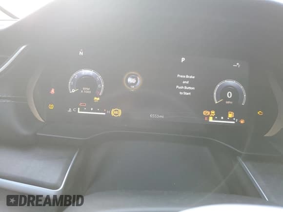 ✅ 2024 Jeep Grand Cherokee Limited • VIN: 1C4RJGBG9RC708640 • Lot: 84757604. Listed on Copart with 6,553 mi. Free auction sales archive from the USA and detailed vehicle history report at DreamBid. Image 9.