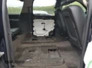 ✅ 2009 Chevrolet Suburban 1LT • VIN: 1GNFK26339R269157 • Lot: 53614035. Wystawiony na Copart z przebiegiem 260 295 mil. Bezpłatny archiwum sprzedaży aukcyjnych z USA i szczegółowy raport historii pojazdu na DreamBid. Zdjęcie 11.