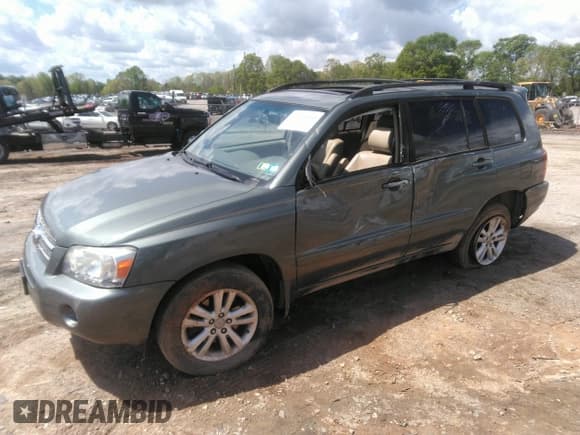 ✅ 2007 Toyota Highlander w/3rd Row • VIN: JTEEW21A170047776 • Lot: 41993403. Wystawiony na IAAI z przebiegiem 260 538 mil. Bezpłatny archiwum sprzedaży aukcyjnych z USA i szczegółowy raport historii pojazdu na DreamBid. Zdjęcie 17.
