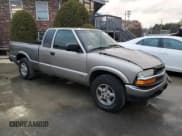 ✅ 2003 Chevrolet S-10 LS • VIN: 1GCDT19X238168971 • Лот: 83415254. Опубликован ранее на Copart с пробегом 138 443 миль. Бесплатный доступ к архиву аукционных продаж из США и подробный отчёт об истории автомобиля на DreamBid. Изображение 4.