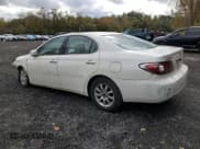 ✅ 2002 Lexus ES 300 • VIN: JTHBF30G825020507 • Lot: 85323285. Wystawiony na Copart z przebiegiem 150 191 mil. Bezpłatny archiwum sprzedaży aukcyjnych z USA i szczegółowy raport historii pojazdu na DreamBid. Zdjęcie 2.