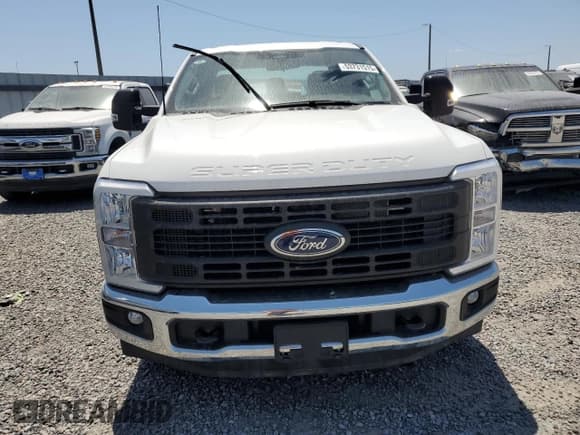 ✅ 2024 Ford F-250 • VIN: 1FD7X2AA6RED37006 • Лот: 53731515. Опубликован ранее на Copart с пробегом Не указан. Бесплатный доступ к архиву аукционных продаж из США и подробный отчёт об истории автомобиля на DreamBid. Изображение 5.