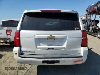 ✅ 2017 Chevrolet Suburban LT • VIN: 1GNSCHKC1HR353545 • Lot: 74042254. Wystawiony na Copart z przebiegiem 62 475 mil. Bezpłatny archiwum sprzedaży aukcyjnych z USA i szczegółowy raport historii pojazdu na DreamBid. Zdjęcie 6.