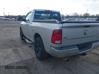 ✅ 2010 Dodge 1500 ST • VIN: 3D7JV1EP9AG107925 • Lot: 42024245. Wystawiony na IAAI z przebiegiem 151 980 mil. Bezpłatny archiwum sprzedaży aukcyjnych z USA i szczegółowy raport historii pojazdu na DreamBid. Zdjęcie 3.